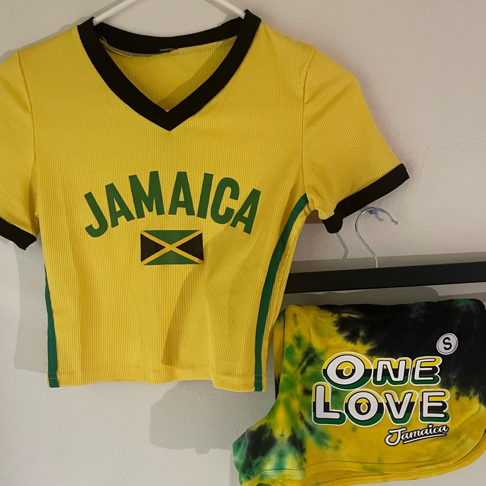 Jamaica V-Neck Crop Top - Yellow and Black